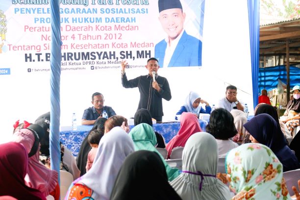 Wakil Ketua DPRD Medan, T. Bahrumsyah, gelar Sosper IX di Kelurahan Paya Pasir, Medan Marelan