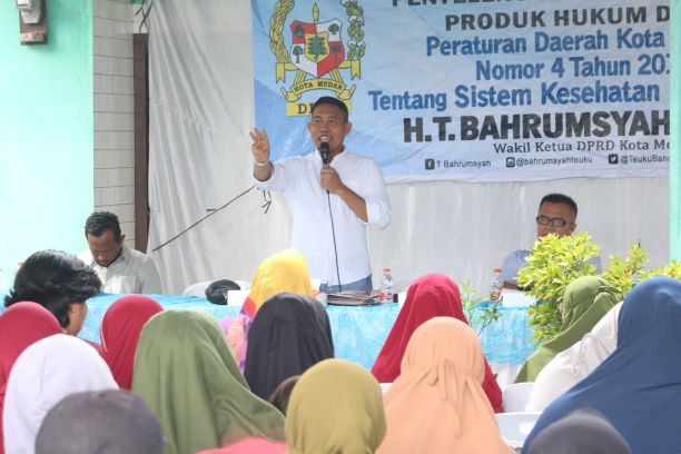 Wakil Ketua DPRD Medan, T. Bahrumsyah, gelar Sosper IX di Kelurahan Tangkahan, Medan Labuhan