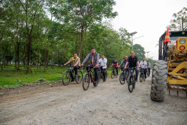 Wali Kota Medan, Bobby Nasution, tinjau revitalisasi Lapangan Cadika