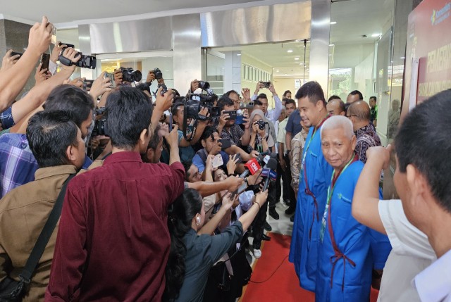 Bobby Nasution-Surya usai jalani pemeriksaan kesehatan