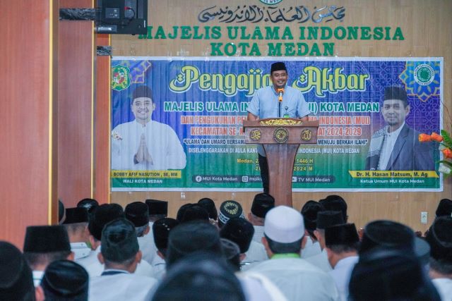 Wali Kota Medan, Bobby Nasution, pada pengajian akbar MUI
