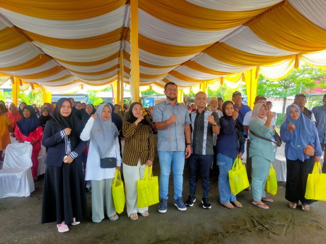 Wakil Ketua DPRD Medan, Hadi Suhendra, foto bersama gelar Sosper XII TA 2024 di Marelan