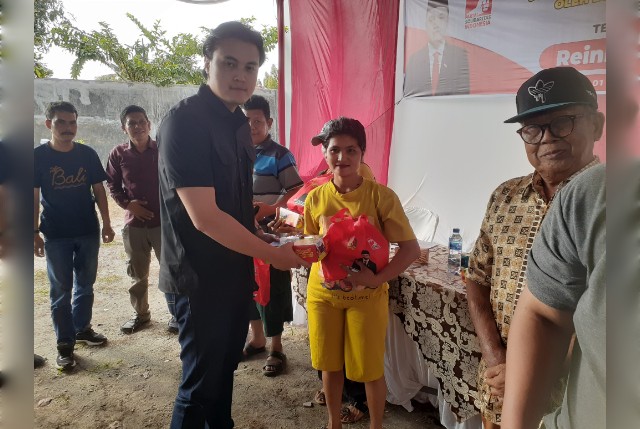 Anggota DPRD Medan Fraksi PSI, Reinhart Jeremy Aninditha, gelar Sosper 2 TA 2025 di Tanjung Mulia 5