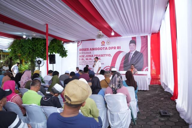 Anggota DPR RI, Ade Jona Prasetyo, jemput aspirasi masyarakat di Marelan
