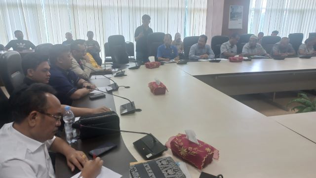 RDP Komisi III DPRD Kota Medan dengan PUD Pasar.jpeg 1