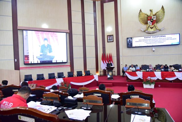 Wali Kota Medan, Rico Tri Putra Bayu Waas, sampaikan sambutan pada paripurna laporan Reses 1