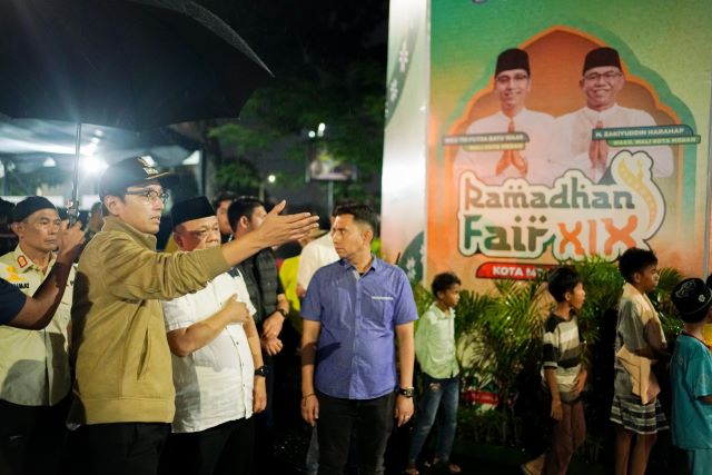Wali Kota Medan, Rico Tri Putra Bayu Waas, tinjau persiapan Ramadhan Fair