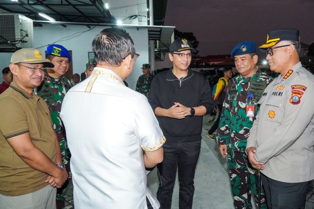 Wali Kota Medan, Rico Waas, bersama Forkopimda usai apel pencegahan asmara subuh di Ring Road