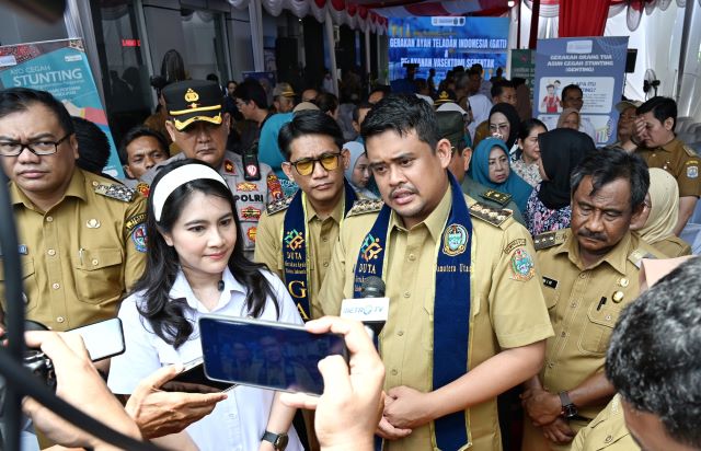Gubernur Sumut, Bobby Nasution, beri keterangan usai didapuk menjadi Bapak GATI