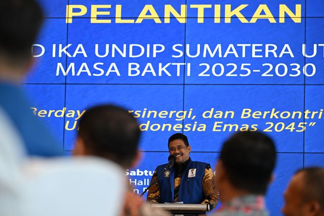 Gubernur Sumut, Bobby Nasution, pada Pelantikan IKA UNDIP Sumut