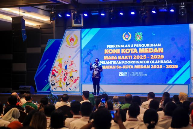 Wali Kota Medan, Rico Tri Putra Bayu Waas, pada pelantikan KONI Medan