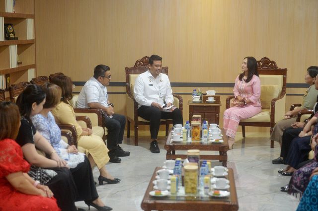 Gubernur Sumut, Bobby Nasution, terima audiensi Moria GBKP