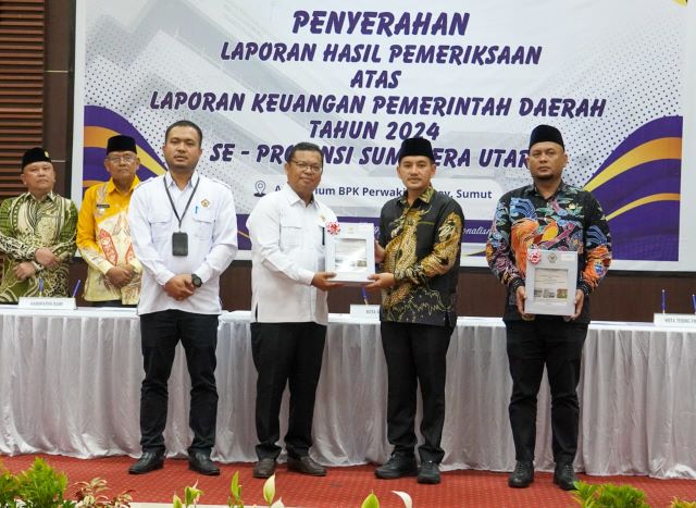 Wali Kota Tebingtinggi, Iman Irdian Saragih, terima Opini WTP ke 7 dar BPK RI Perwakilan Sumut