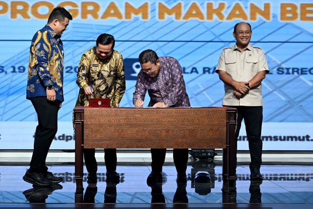 33 Kabupaten-Kota se-Sumut teken MoU MBG di Medan