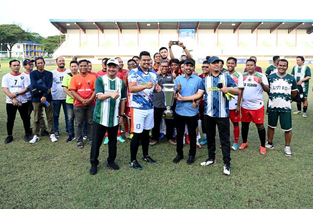 Gubernur Sumut, Bobby Nasution, Buka Mini Soccer Jurnalis