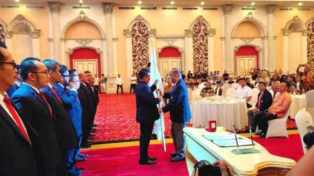 Ketua Umum Koni Pusat, Marciano Norman, lantik pengurus Koni Sumut
