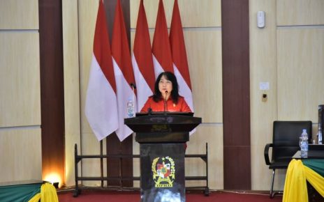 Anggota DPRD Medan Fraksi PDI Perjuangan, Lily