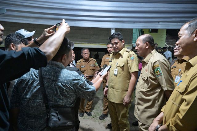 Gubenur Sumut, Bobby Nasution, melakukan kunjungan ke Pulau Kampai, Tanjungpura, Langkat