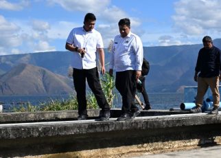 Gubernur Sumut, Bobby Nasution, tinjau resorvir Perumda Tirtanadi Cabang Samosir