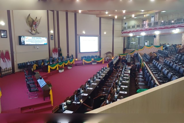 Ruang rapat paripurna DPRD Kota Medan