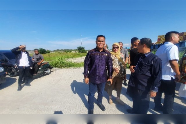 Sidak Komisi I dan IV DPRD Medan soal penimbunan paluh di Belawan
