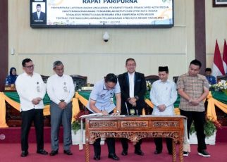 Wali Kota Medan, Rico Tri Putra Bayu Waas, teken LPj TA 2024