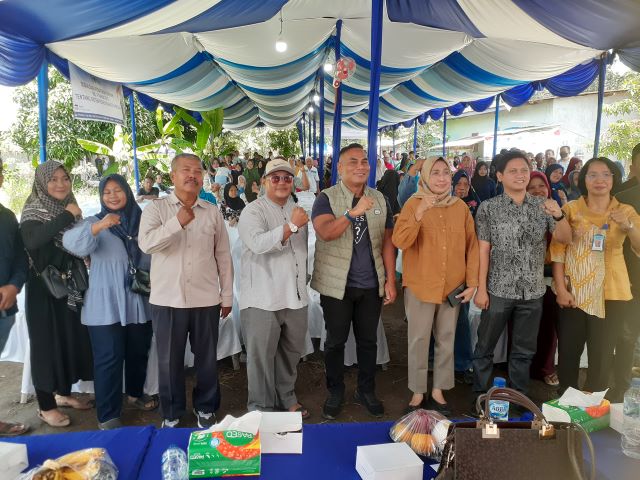 Anggota DPRD Medan Fraksi NasDem, Saipul Bahri, foto bersama usai Sosper VIII TA 2025 di Medan Labuhan