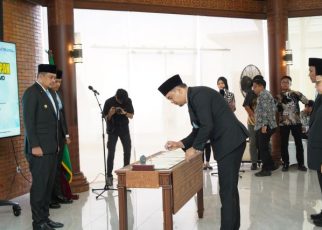 Gubernur Sumut, Bobby Nasution, lantik Ardian Surbakti jadi Dirut Perumda Tirtanadi