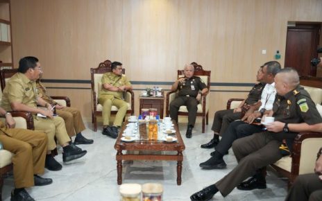 Gubernur Sumut, Bobby Nasution, terima kunjungan silaturahmi Kajati Sumut, Harli Siregar