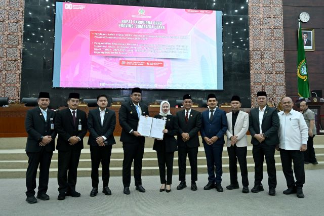 Paripurna pengseahan Perda RPJMD Sumut 2025-2029