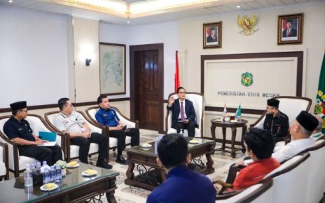 Wali Kota Medan, Rico Tri Putra Bayu Waas, terima kunjungan Baznas Kota Medan