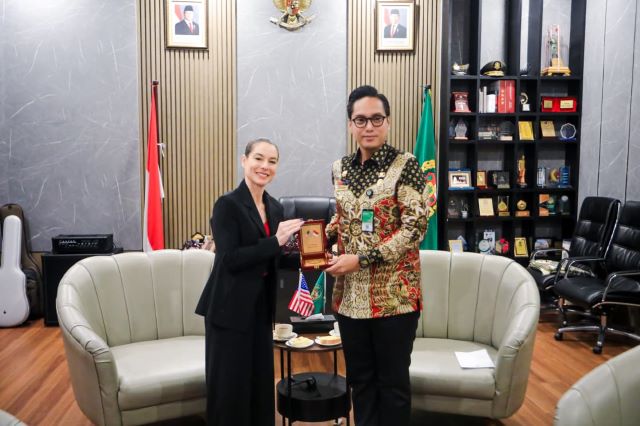 Wali Kota Medan, Rico Tri Putra Bayu Waas, terima kunjungan Konjen Amerika Serikat