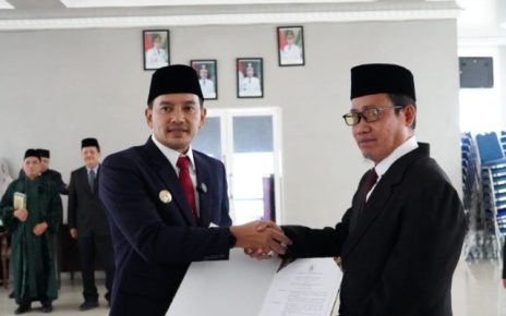 Wali Kota Tebingtinggi, Iman Irdian Saragih, lantik Muhammad Syah Irwan jadi Pj Sekda