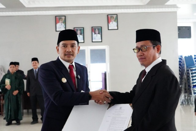 Wali Kota Tebingtinggi, Iman Irdian Saragih, lantik Muhammad Syah Irwan jadi Pj Sekda