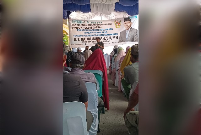 Anggota DPRD Medan Fraksi PAN, T. Bahrumsyah, gelar Sosper IX TA 2025 di Belawan 1