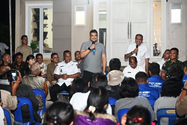 Gubernur Sumut, Bobby Nasution, dialog dengan masyarakat Toba
