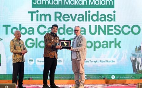 Gubernur Sumut, Bobby Nasution, jamu makam malam Assesor UNESCO