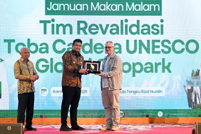 Gubernur Sumut, Bobby Nasution, jamu makam malam Assesor UNESCO