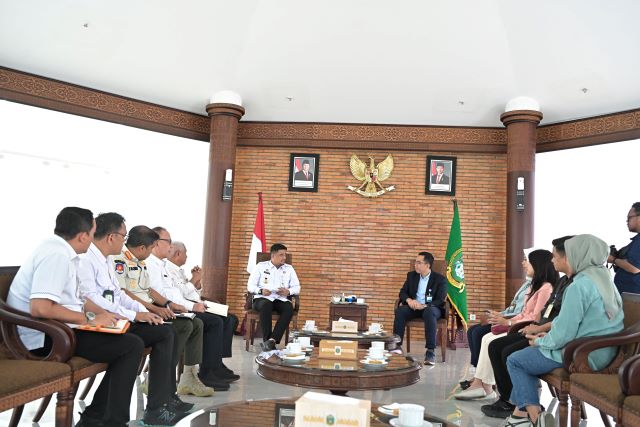 Gubernur Sumut, Bobby Nasution, terima audiensi GM Garuda Indonesia Branch Office Medan