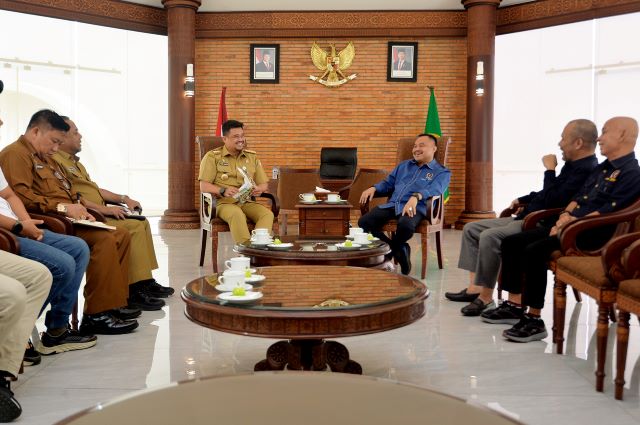 Gubernur Sumut, Bobby Nasution, terima audiensi PWI Sumut