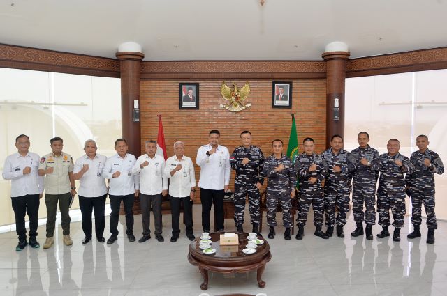 Gubernur Sumut, Bobby Nasution, terima kunjungan Komandan AL