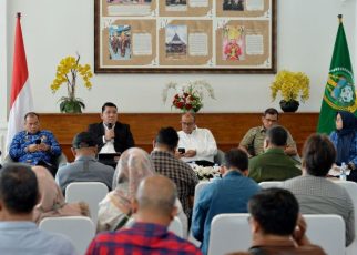 Kepala Bappedalitbang Sumut, Dikky Anugerah, pada Konferensi Pers di kantor Gubernur