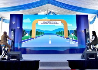 Menkomdigi, Meutya Hafid, di dampingi Wagub Sumut, Surya, luncurkan Kampung Internet 2025