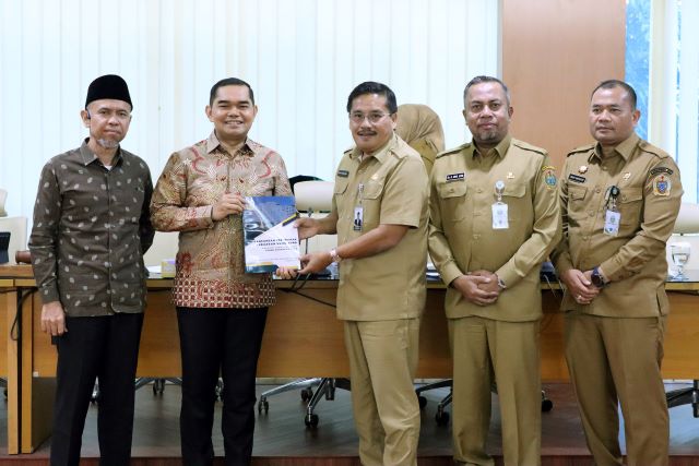 Sekdaprov Sumut, Togap Simangunsong, sampaikan KUA-PPAS P-APBD 2025