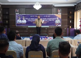 Wali Kota Medan, Rico Tri Putra Bayu Waas, buka Bimtek Bapenda