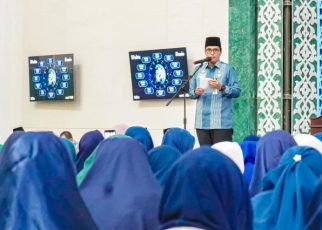 Wali Kota Medan, Rico Tri Putra Bayu Waas, pada peringatan Maulid Nabi Muhammad SAW 1447 H