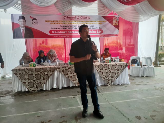 Anggota DPRD Medan Fraksi PSI, Reinhart Jeremy Anindhita, gelar Sosper X TA 2025 di Medan Tembung