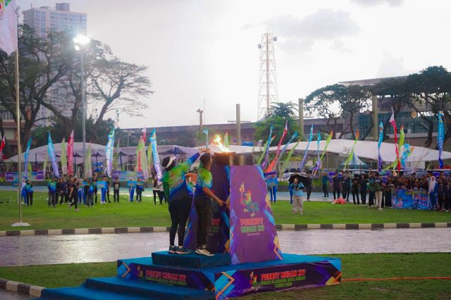 Api obor Porkot XV tahun 2025 dinyalakan