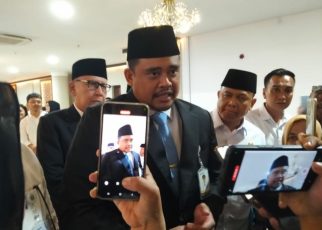 Gubernur Sumut, Bobby Nasution, beri keterangan usai melantik 177 pejabat Eselon III & IV