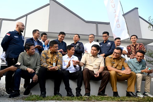 Gubernur Sumut, Bobby Nasution, dampingi Menteri Perumahan, Maurarar Sirait